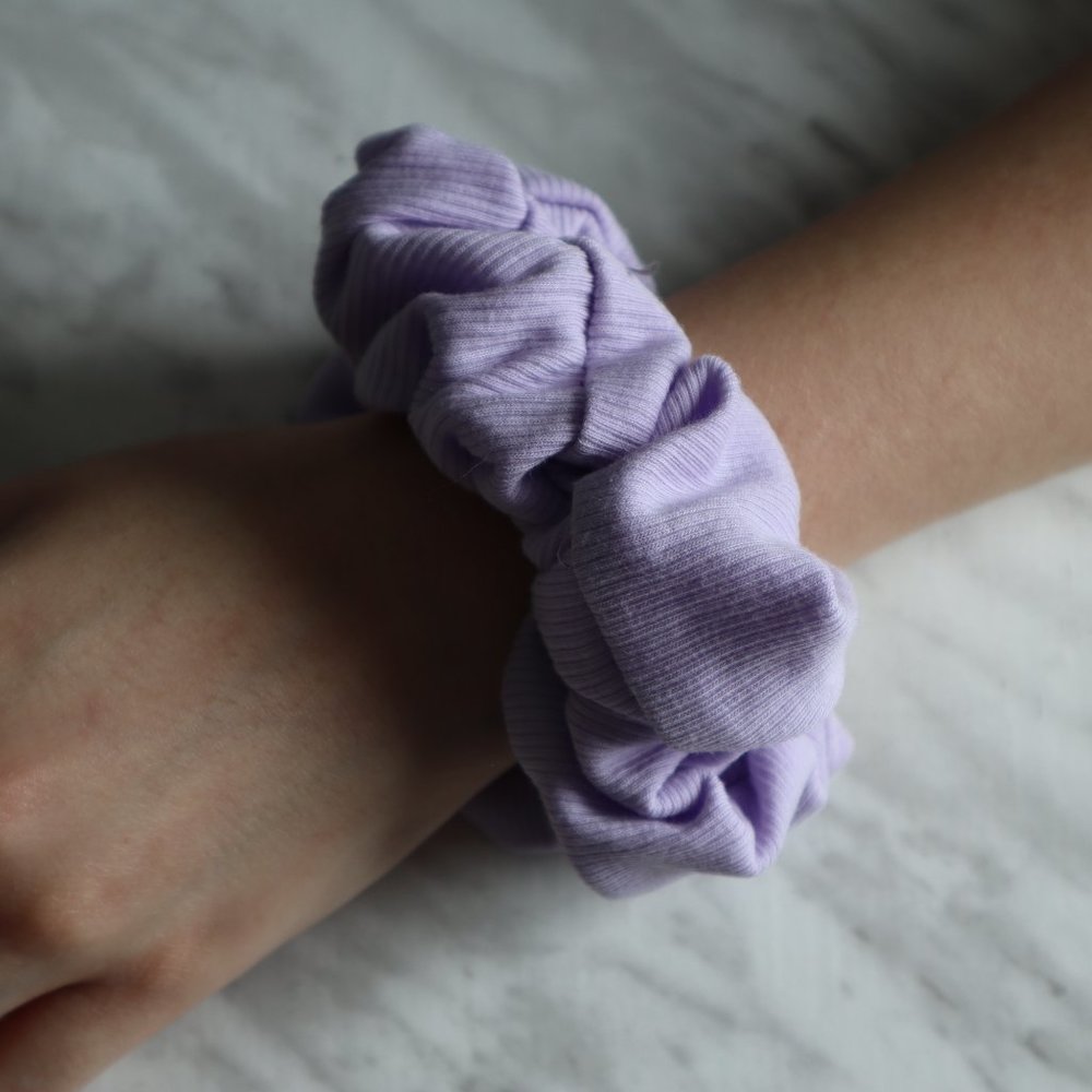 PURPLE RIBBED SCRUNCHIE - Picture 4 of 8